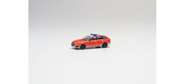 Herpa Audi A4 Avant "  Feuerwehr Cadolzburg "