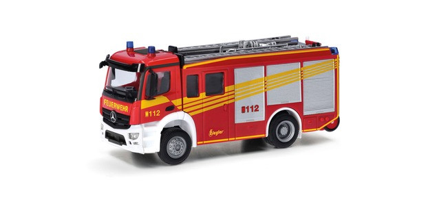 Herpa MB Actros S HLF 2000 " Feuerwehr " ,NH 09-11/24