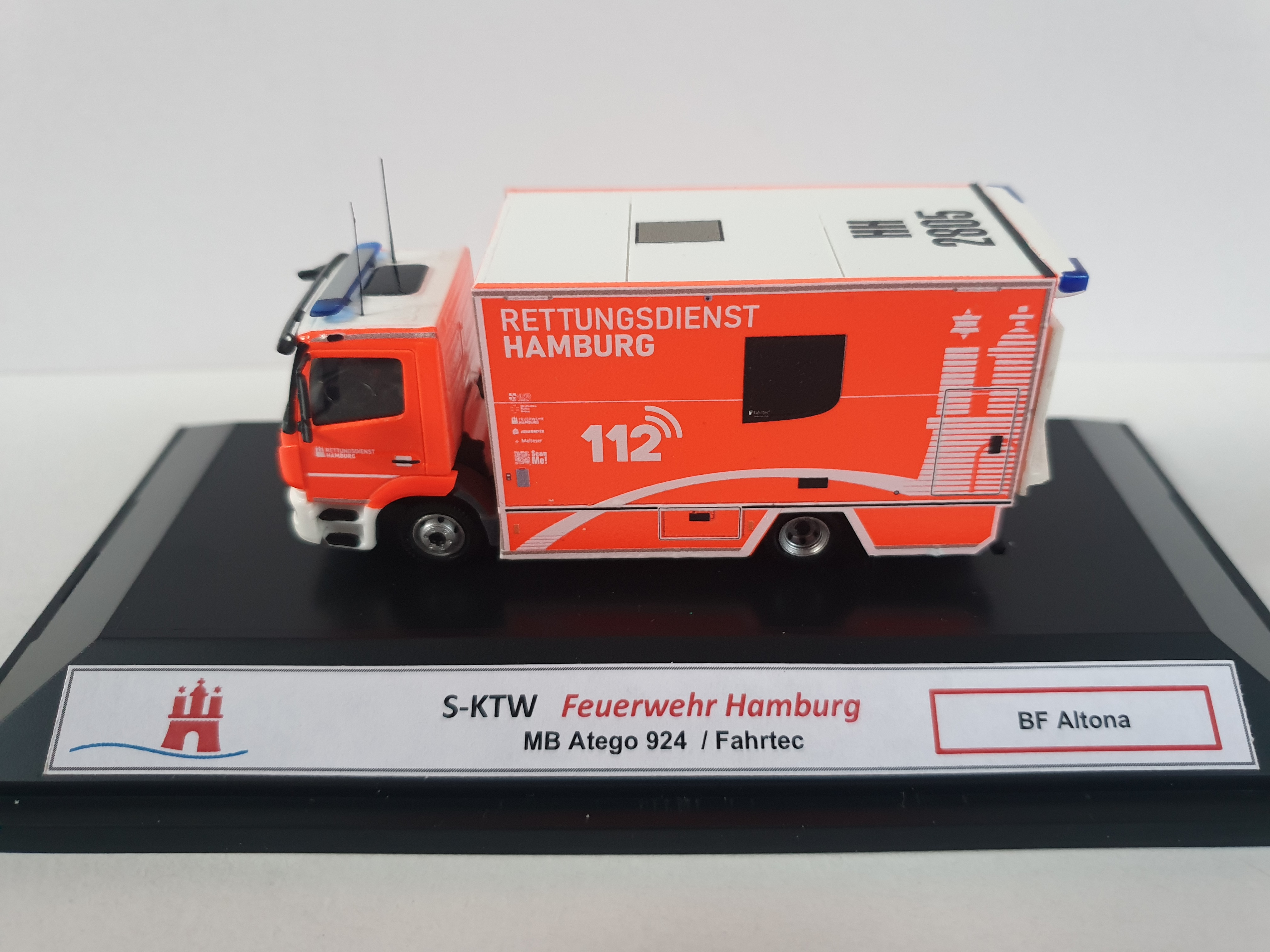 TBM MB Atego S-KTW Feuerwehr Hamburg BF Altona