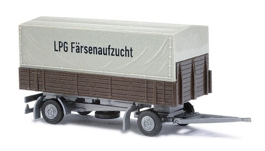 Busch Anhänger LPG Färsenaufzucht