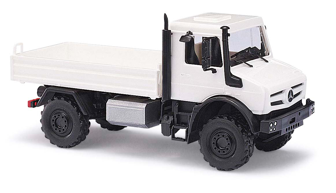 Busch Bausatz: Mercedes Unimog U 5023 / Plane