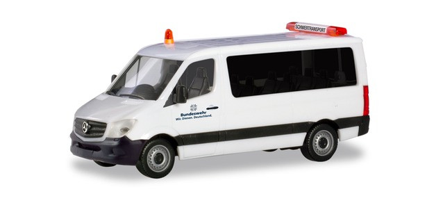 Herpa MB Sprinter`13 Schwertransport Begleitung "Bundeswehr"