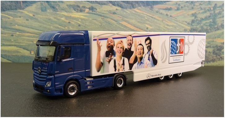 Herpa MB Actros Giga KoSzg "TechMasters"