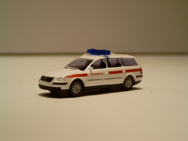 AWM VW Passat Variant Gendarmerie