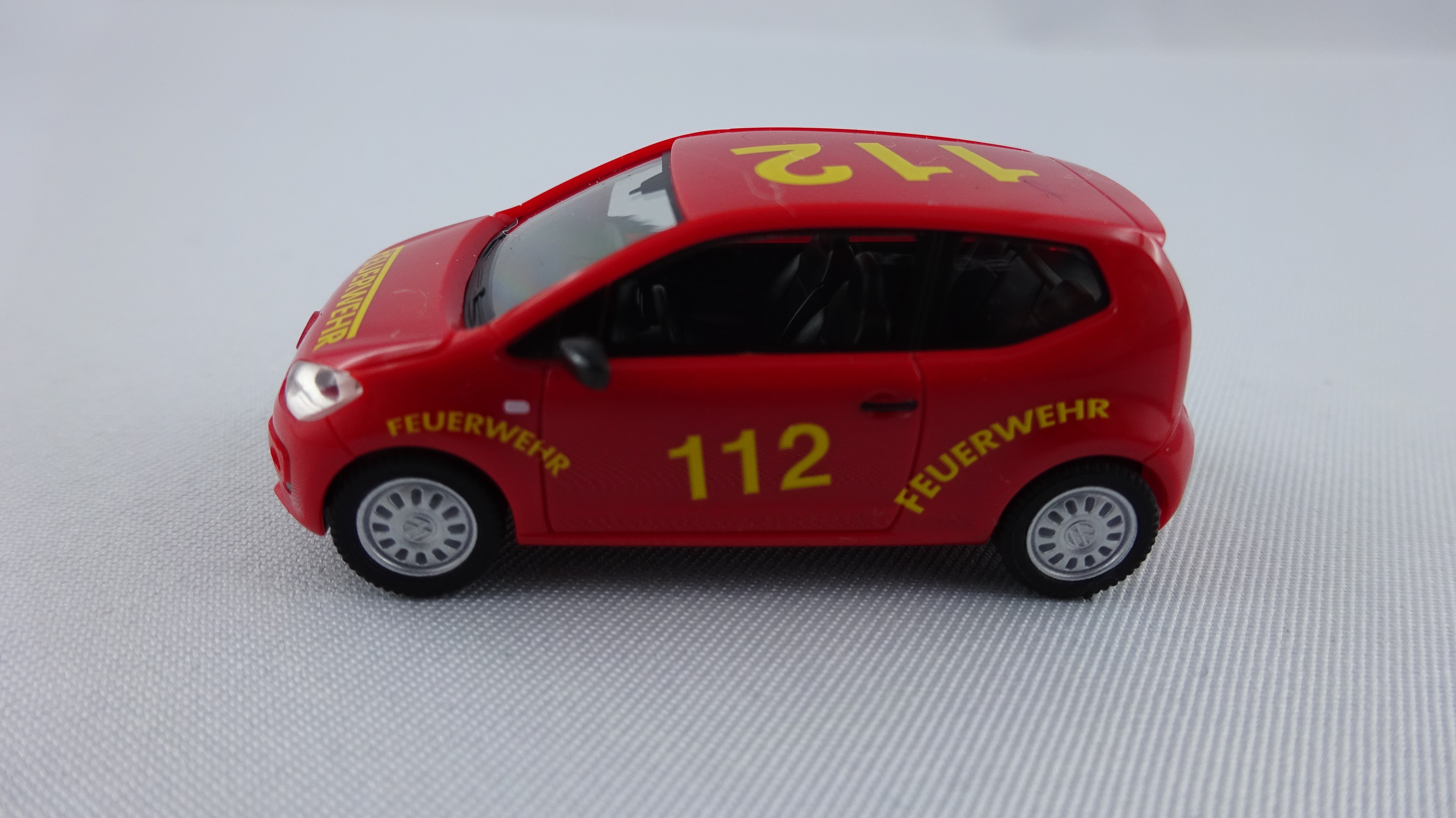 Herpa VW UP Feuerwehr Hamburg 