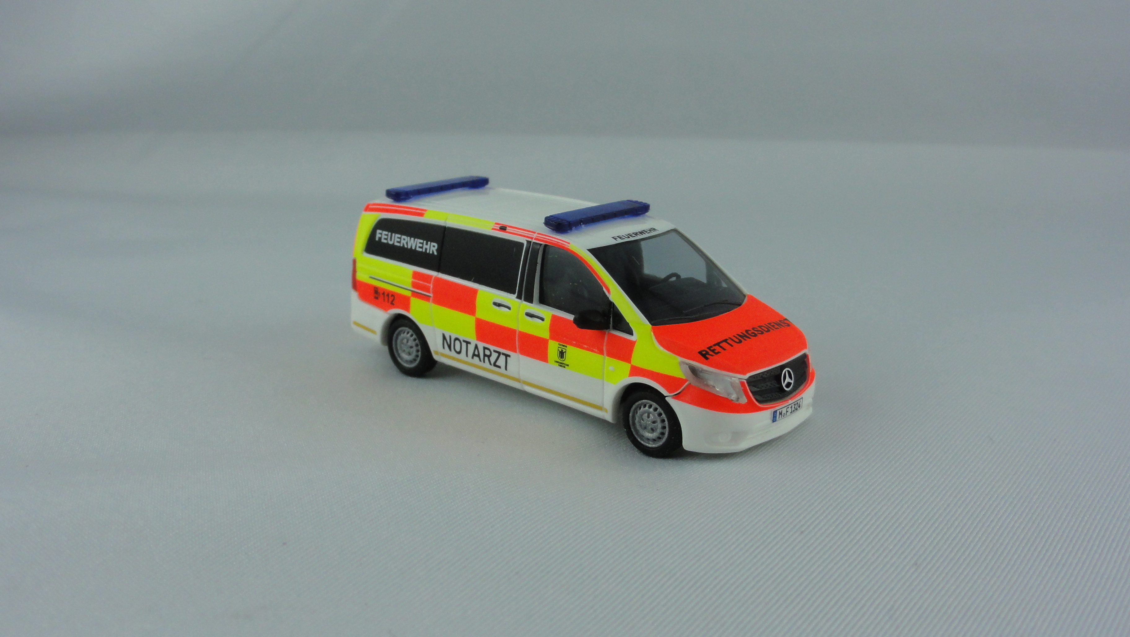 Busch MB Vito`14 NEF Feuerwehr München (BF).Sondermodell 