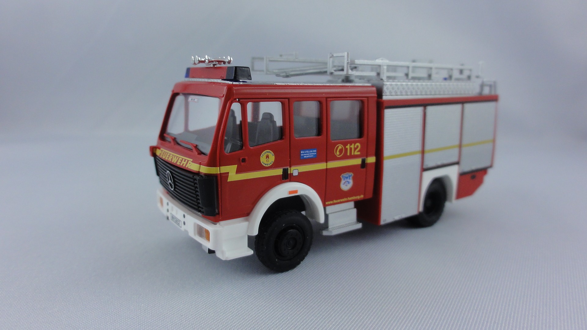 Busch MB MK 88 TLF 16/25 LFS BF Feuerwehr Hamburg