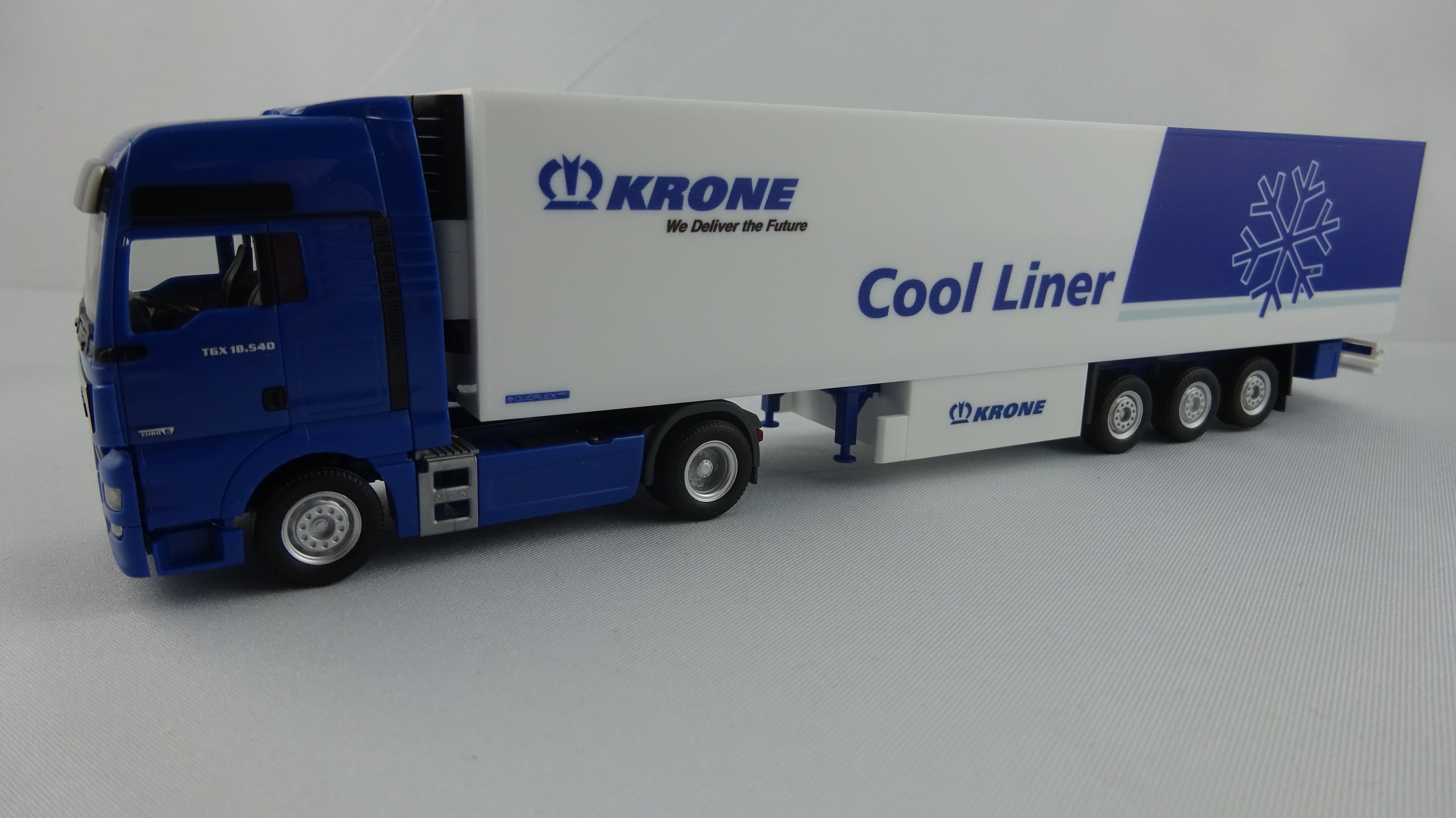 Herpa MAN TGX XXL Euro 6 „Krone“