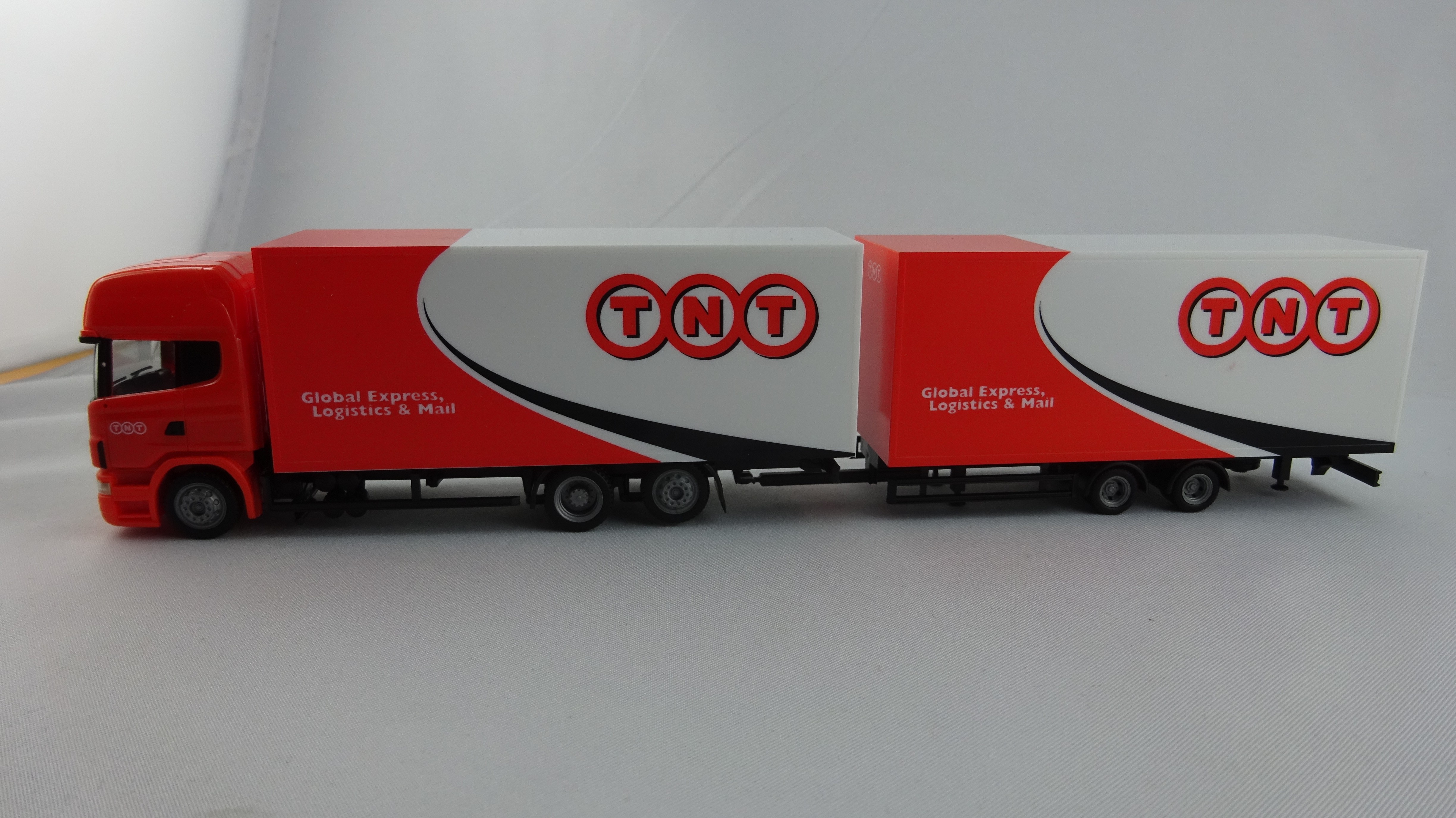 Herpa Scania R Topline TNT Global Express