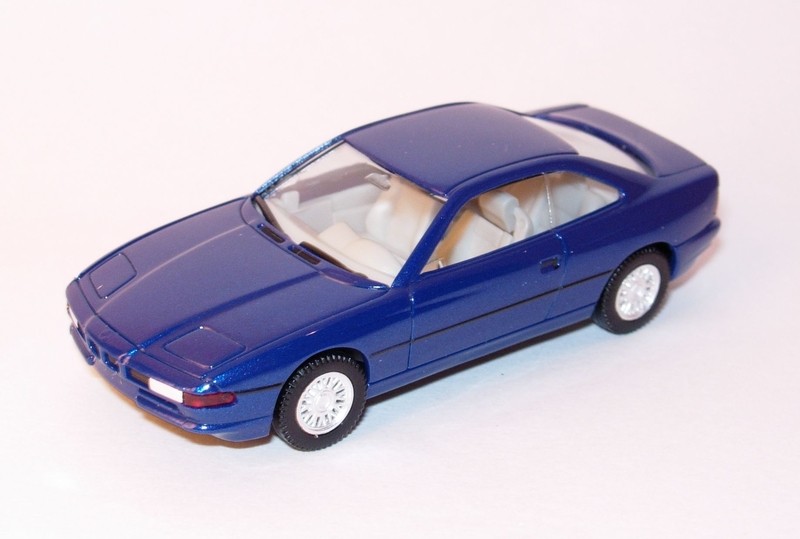 Herpa BMW 850i Coupé ™, blau metallic