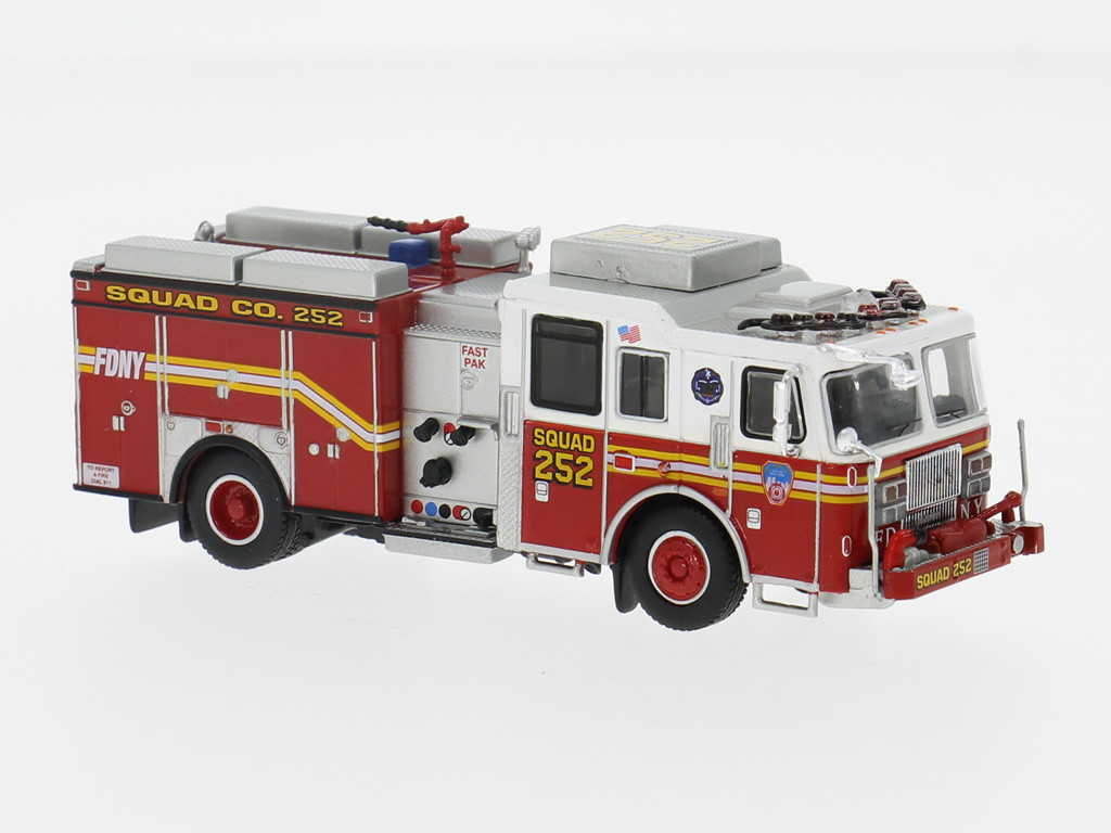 Brekina / PCX Seagrave Attacker (2013) "FDNY / Squad 252 (Bushwick / Brooklyn)" ( Formneuheit / Vorbestellung)