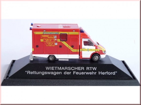 Rietze Einsatz-Serie MB Sprinter 99 RTW FW Herford