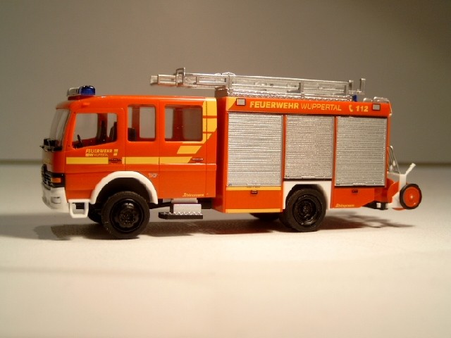 Rietze MB Atego HLF 16/12 Feuerwehr Wuppertal