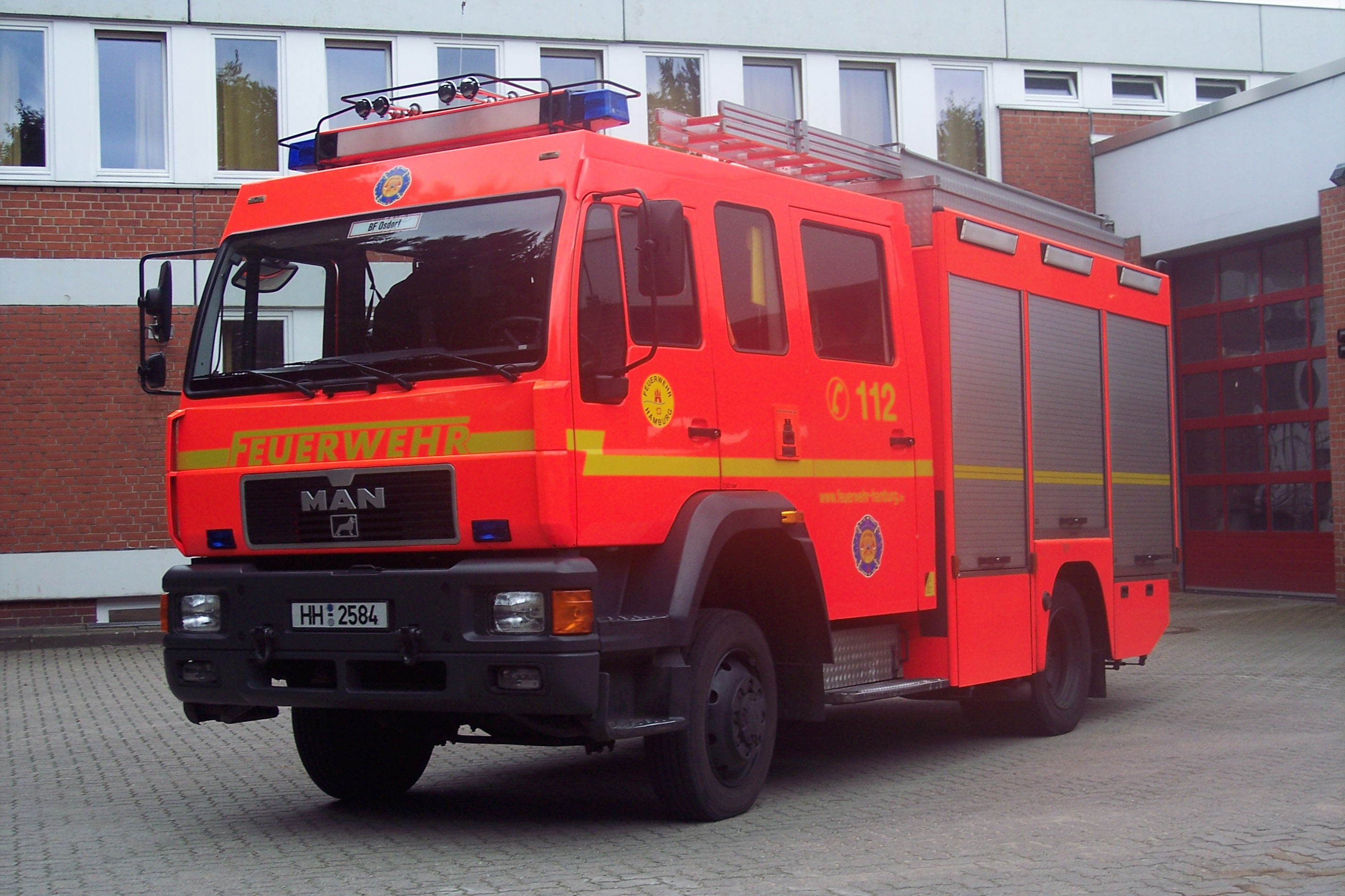 Rietze MAN LE 2000 HLF Feuerwehr Hamburg Osdorf 