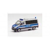 Herpa MB Sprinter 13 Flachdach Bus "Polizei Berlin / Mobile Wache", NH 01-02/21